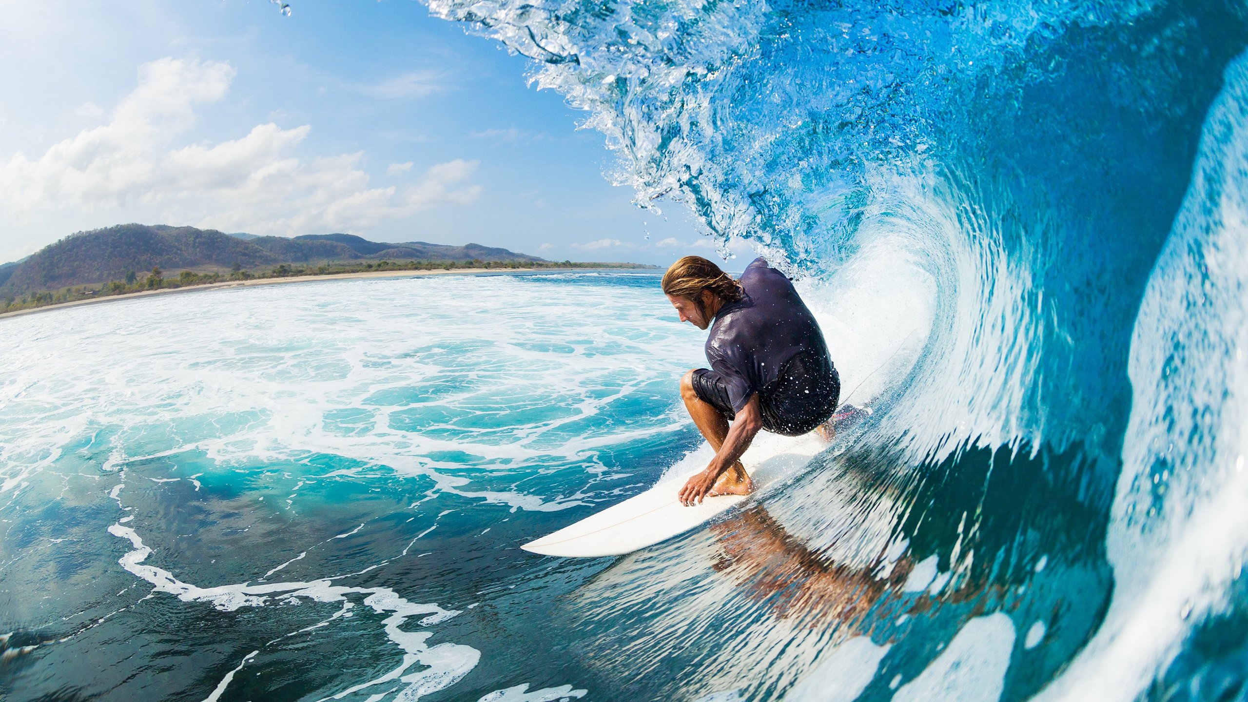 掩护战术在快节奏进攻中的适用场景分析，掩护配合战术的方法和运用